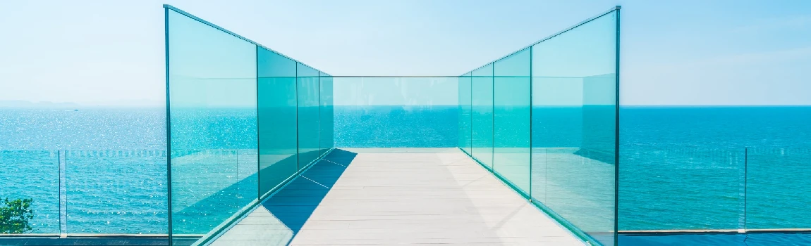 Customized Glass Pool Fence Repair Services in DeBary, FL